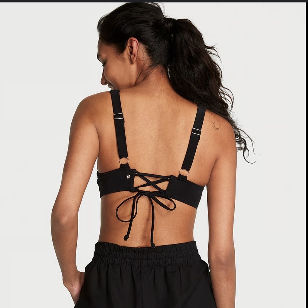 Victoria's Secret Classic Black Bra - Picture 5 of 9